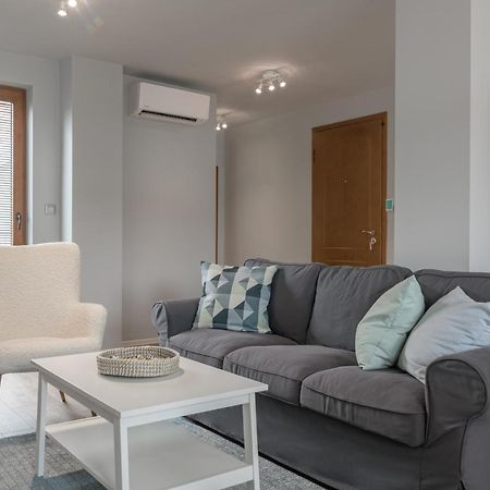 Magdalena Apartment - Two Bathrooms, Perfect City Center Varna Exterior photo